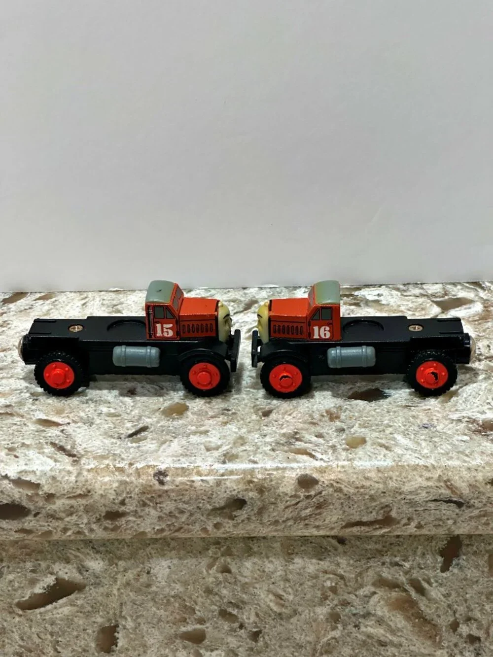 Thomas & Friends Wooden Railway Max & Monty 15 16 Twin Dump Trucks Incomplete